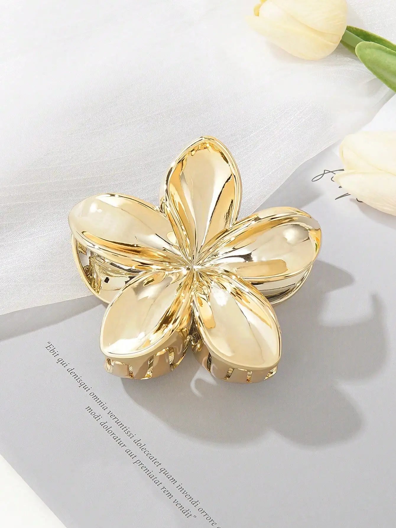 Fashion Simple Shiny Egg Flower Hair Claws