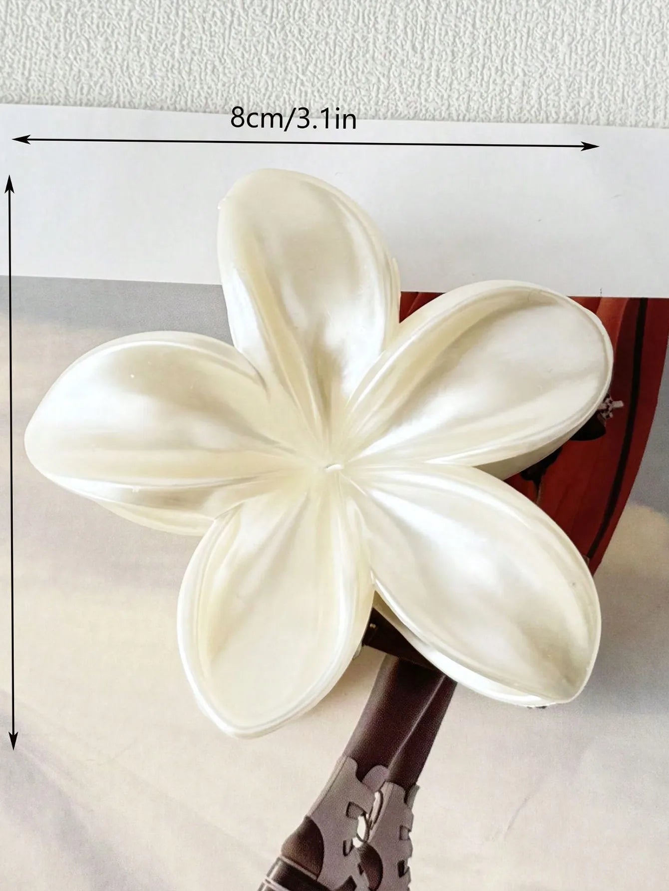 Fashion Simple Shiny Egg Flower Hair Claws