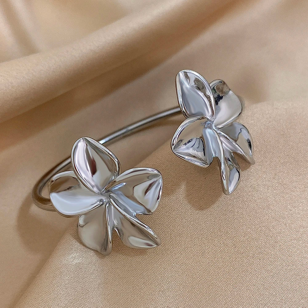 Bracelet Bangle for Women Gold Color Metal Floral Bracelets