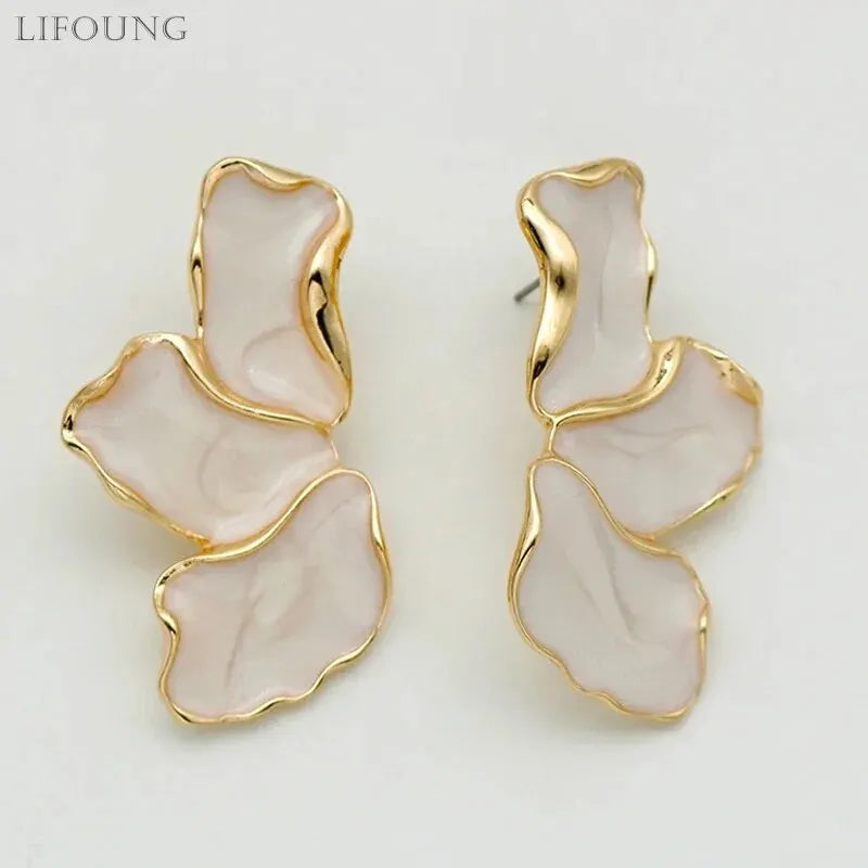 Flower Cream Epoxy Earring