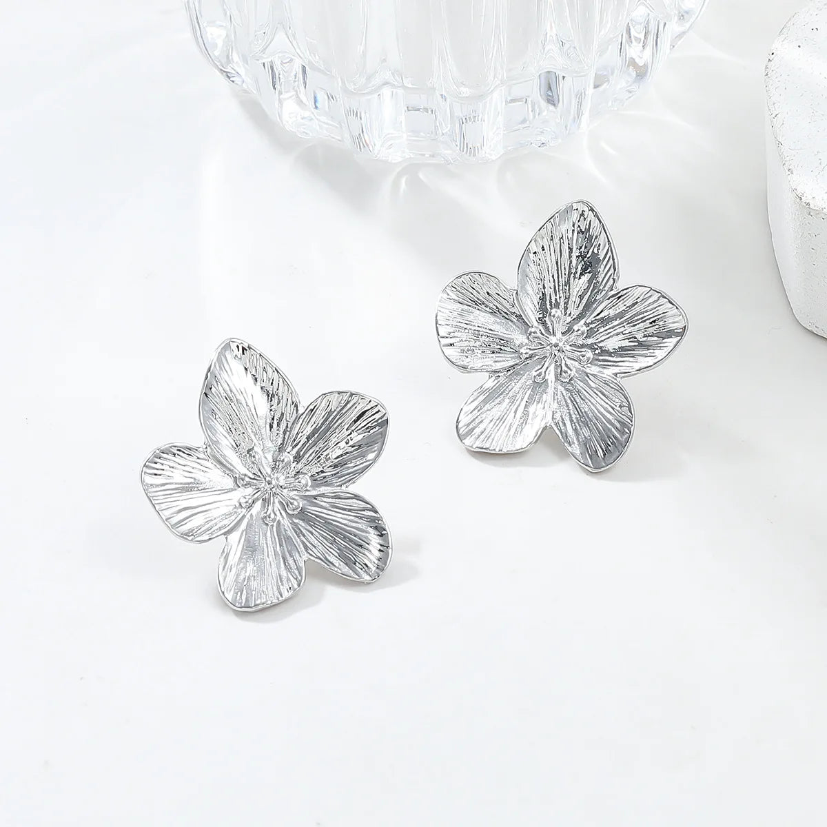 2PC Women's Fashion Trendy Stainless Steel Flower Earrings