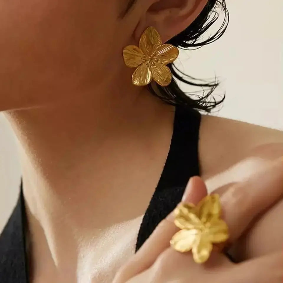 Elegant Stainless Steel Big Bloom Flower Rings k